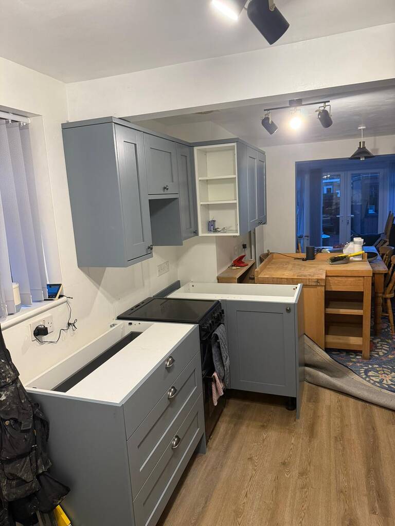 Howdens Kitchen Fit - Ham Street, Ashford