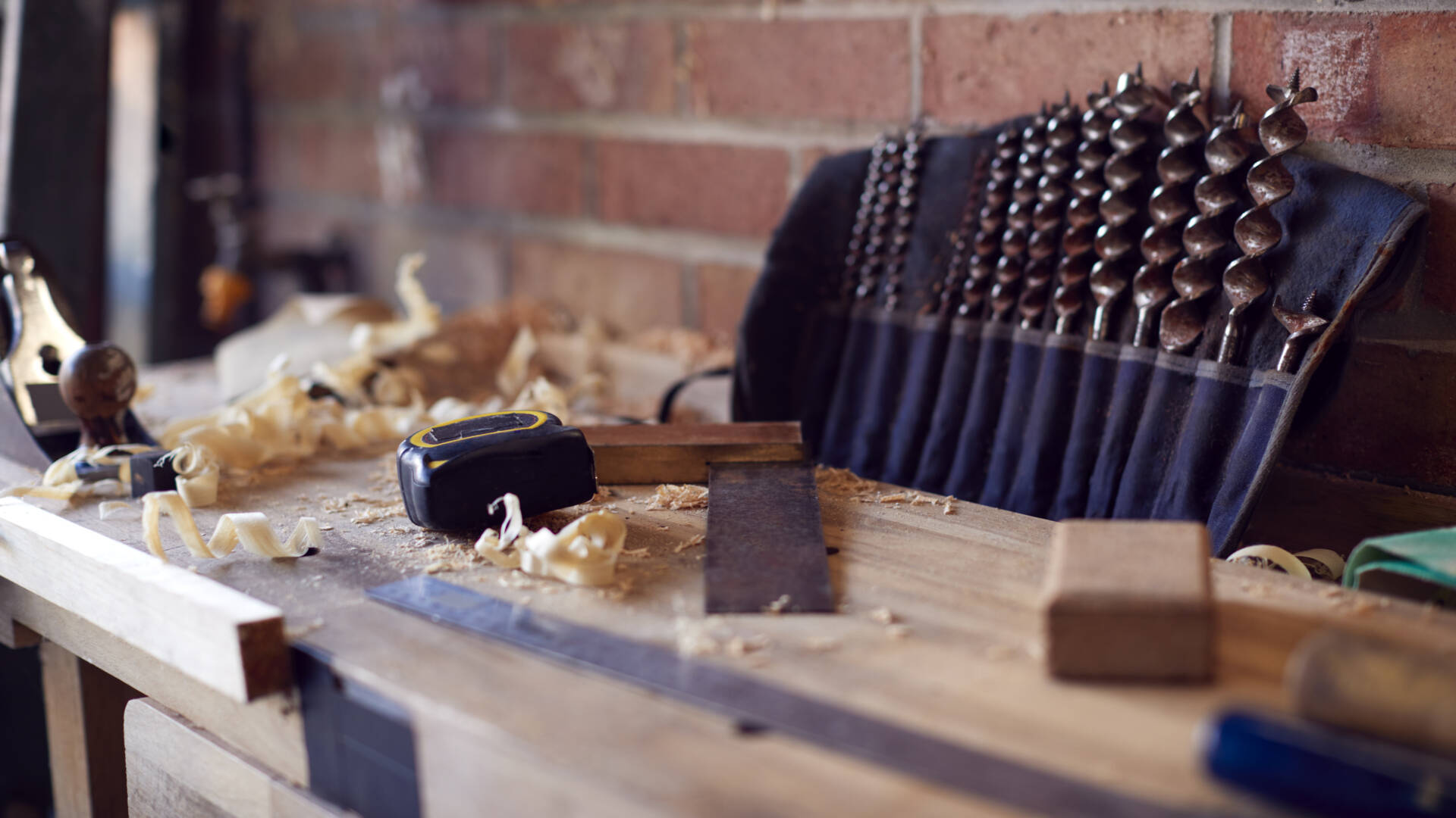 How Much Does a Carpenter Cost in Ashford, Kent?